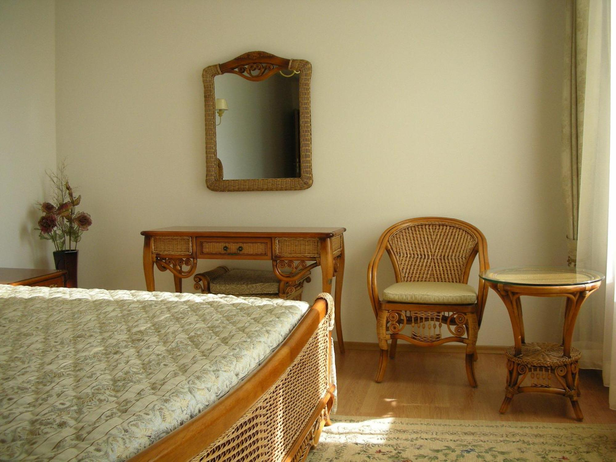 Oasis Suites Apartments And Studios Ravda Exterior foto